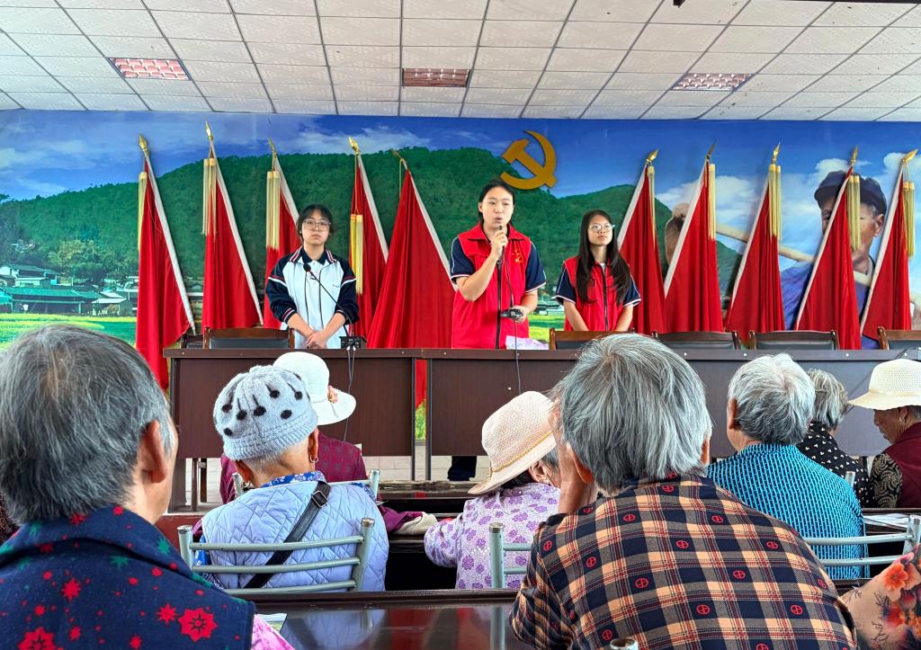 校园新闻 | 健康宣教进乡村 青春服务惠民生：公共卫生学院开展暑期“三下乡”社会实践活动